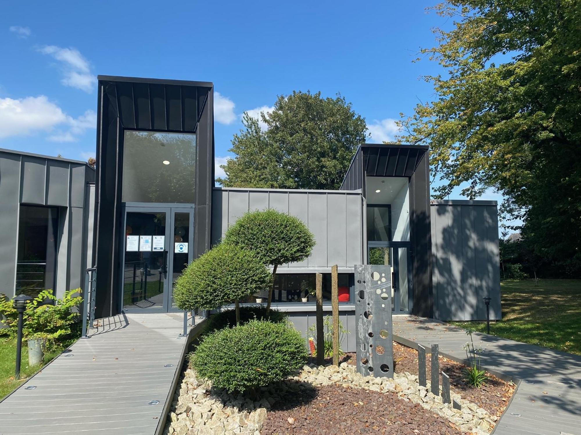 Le Clos Du Pontic Logis Et Cit'Hotel Landerneau Eksteriør billede